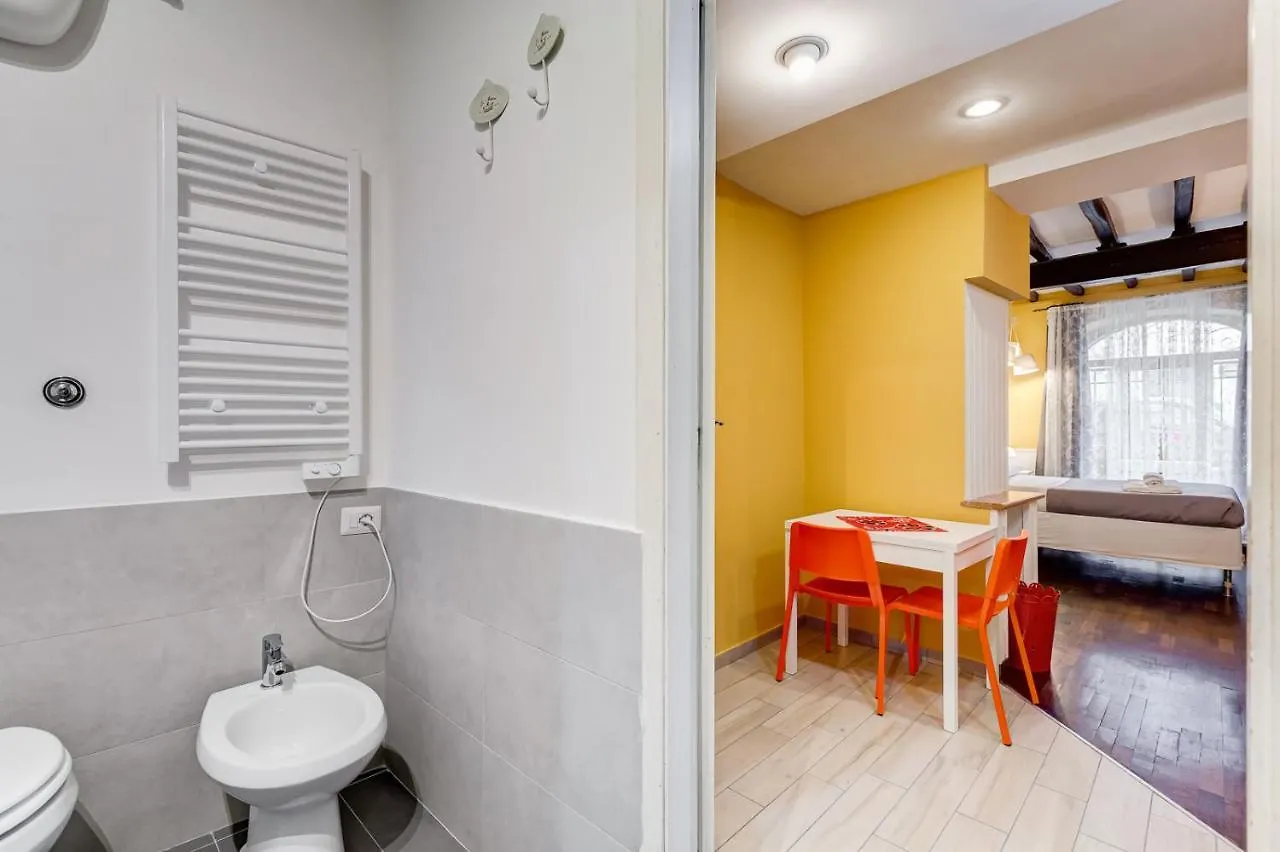 Trastevere Suite Roma 0*,